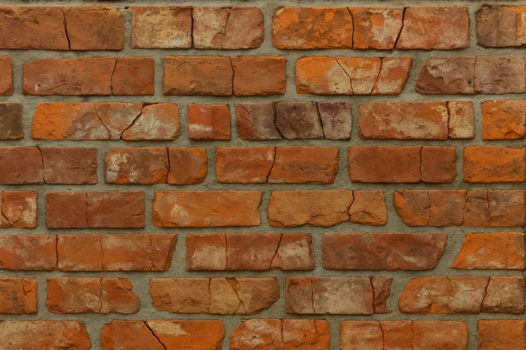 Połamany Mur - płytki z cegły rozbiórkowej
