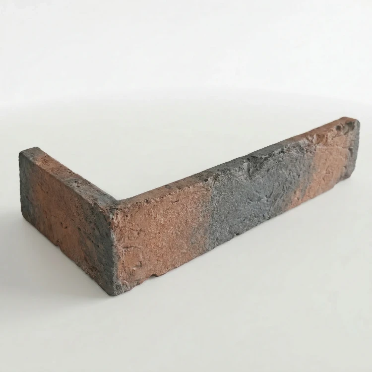 Plytka-narozna-naroznik-long-lawa_MIN.webp